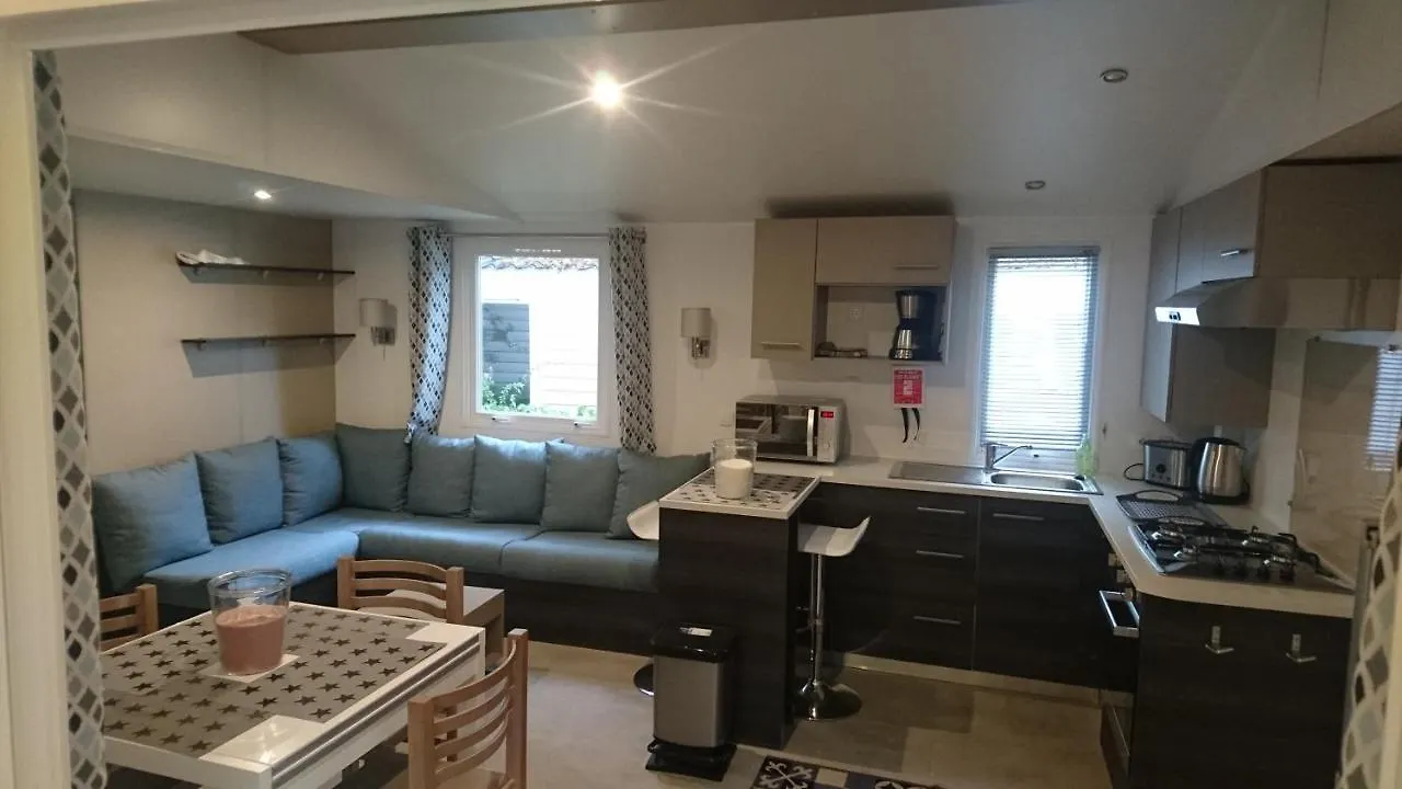 Mobile Home Dans Domaine De Kerlann بونت-آفين